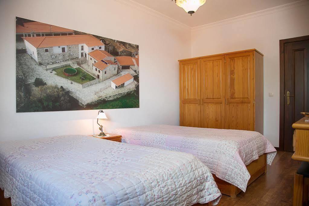 Solar Dos Almeidas - Turismo De Habitacao Bed & Breakfast ทรานโคโซ ภายนอก รูปภาพ